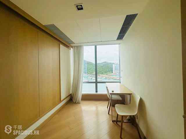 Ap Lei Chau - Larvotto Block 1 13