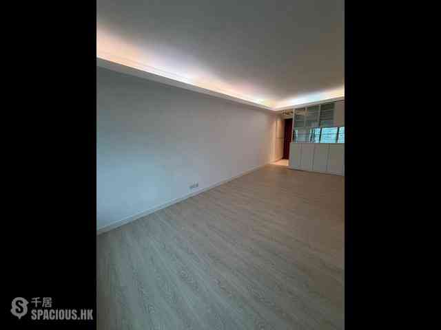 West Kowloon - Sorrento 05