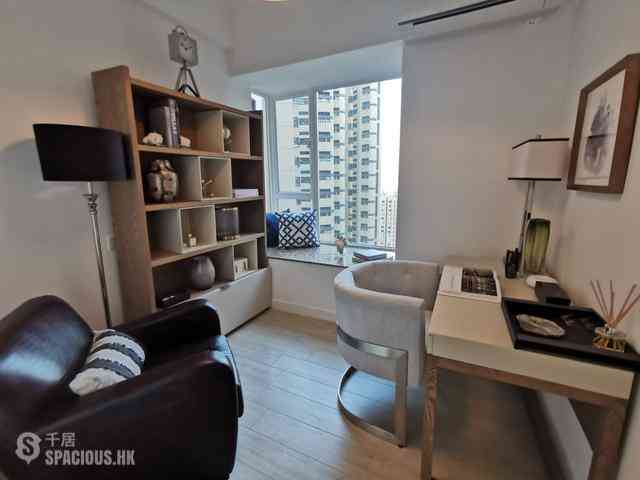 Mid Levels Central - Hillsborough Court Block 4 06