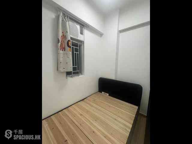 Causeway Bay - Hoi Deen Court 04