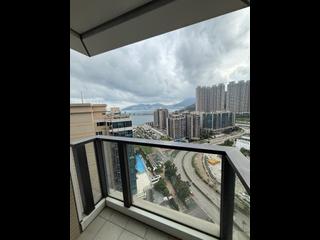 Tseung Kwan O - The Wings IIIB 02
