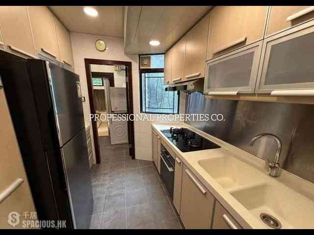 Happy Valley - Ventris Place 05