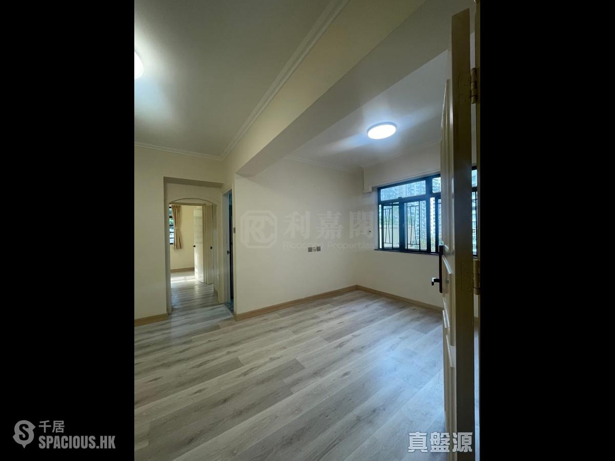 Tai Hang - Tai Hang Terrace Block B 01