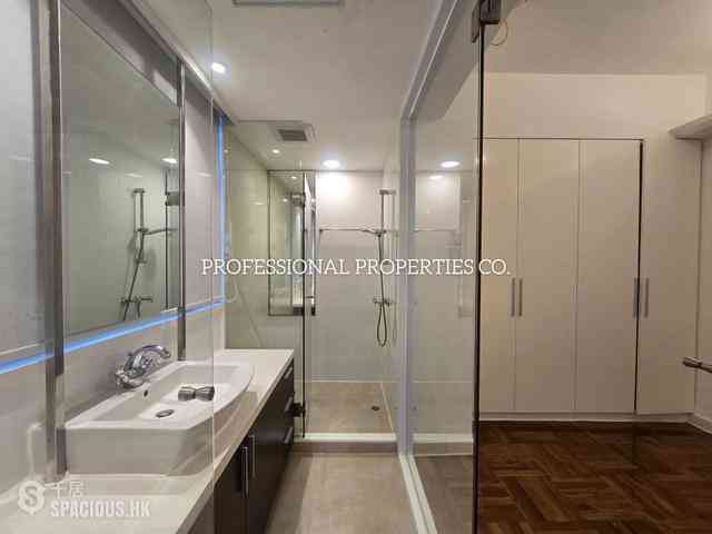 Mid Levels Central - Kam Yuen Mansion 07