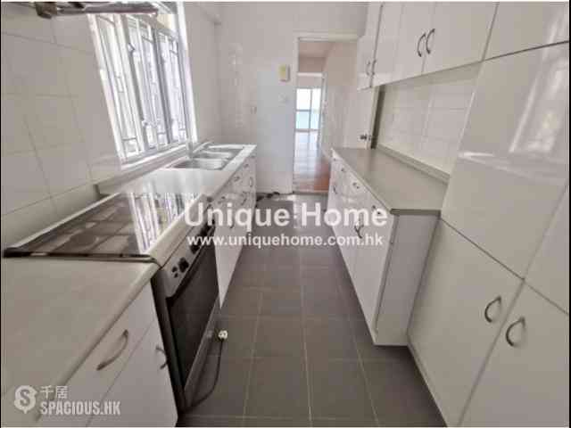 Pok Fu Lam - Scenic Villas 11
