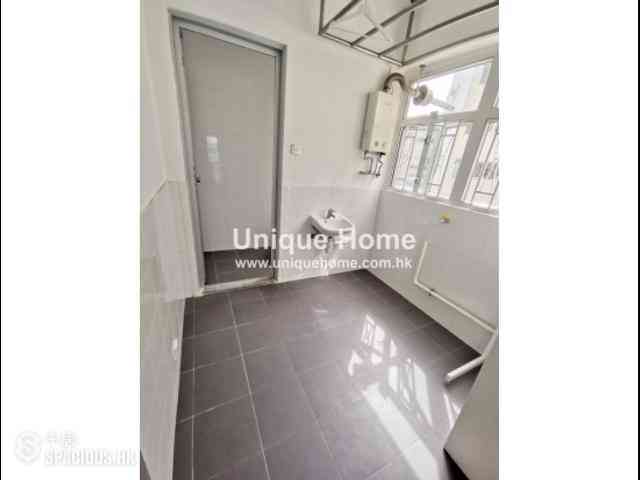 Pok Fu Lam - Scenic Villas 12