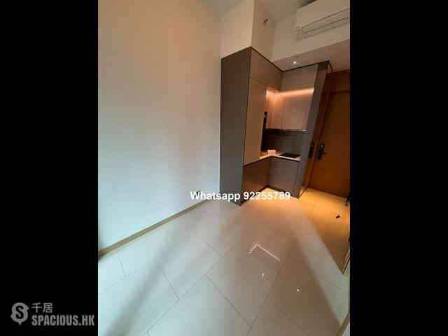 Sai Ying Pun - Upper Manor 03