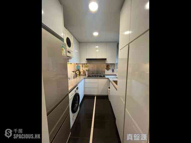 Shek Tong Tsui - The Belcher's Phase 2 Block 8 02