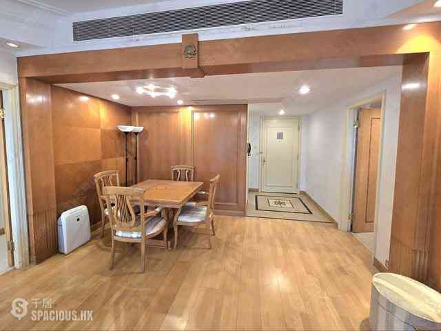 Wan Chai - Convention Plaza Apartments 11