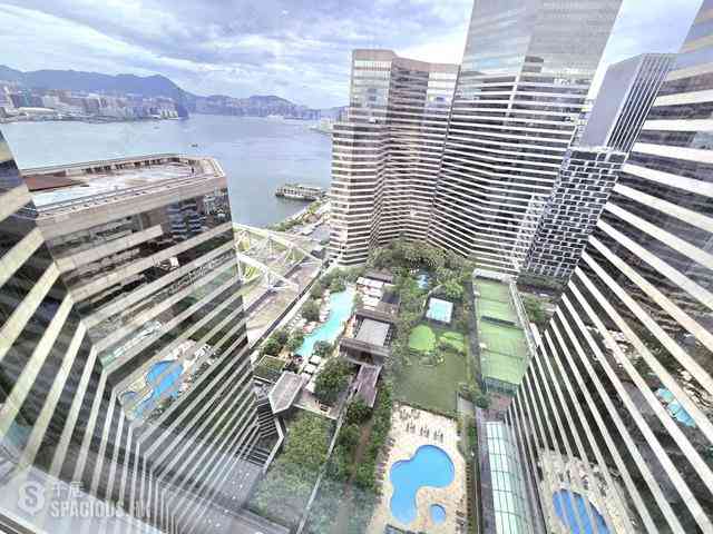 Wan Chai - Convention Plaza Apartments 13