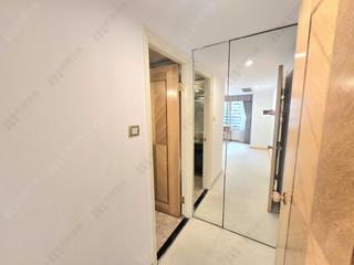 Wan Chai - Convention Plaza Apartments 17