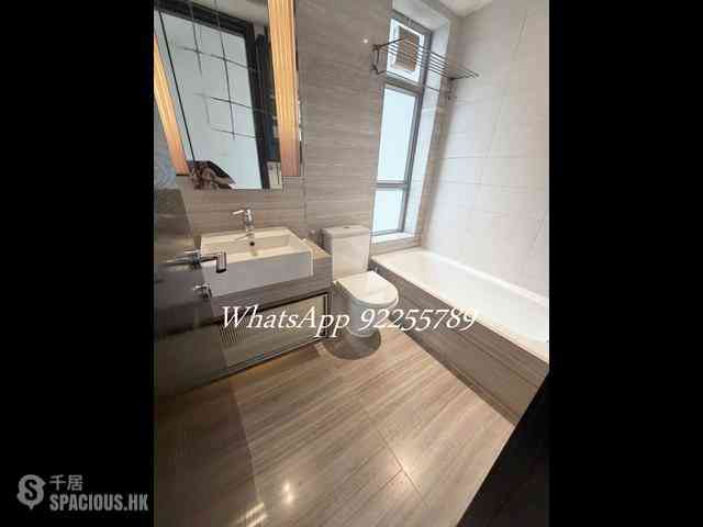 Sai Ying Pun - Island Crest 07