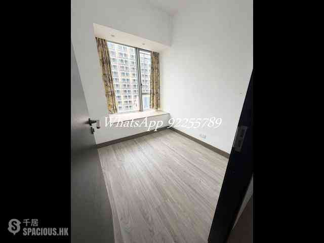 Sai Ying Pun - Island Crest 09