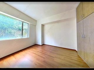Mid Levels West - Realty Gardens 09