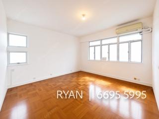Pok Fu Lam - Scenic Villas 05