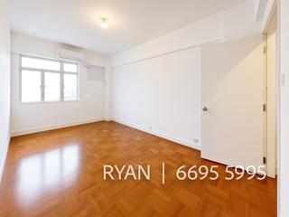 Pok Fu Lam - Scenic Villas 06