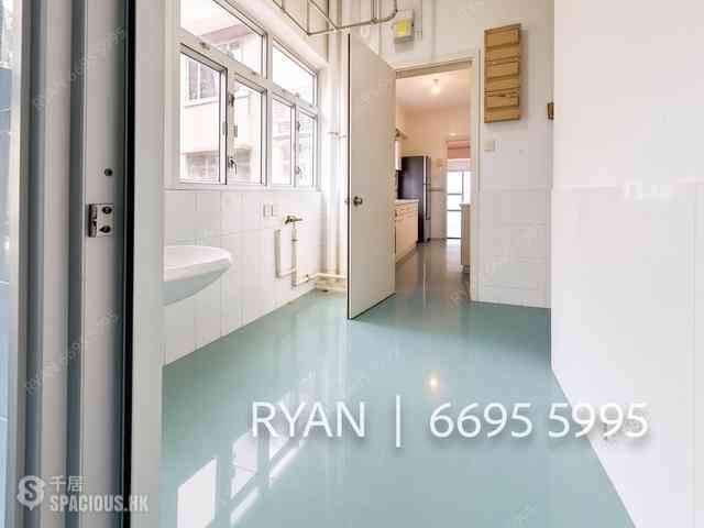 Pok Fu Lam - Scenic Villas 13