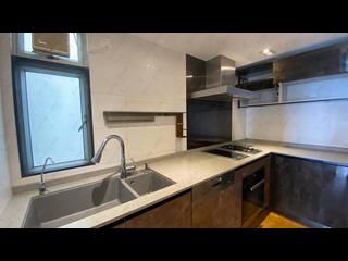 Mid Levels West - Realty Gardens Venice Court (Block 3) Venice Court 06
