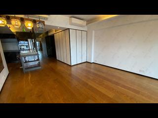 Mid Levels West - Realty Gardens Venice Court (Block 3) Venice Court 18