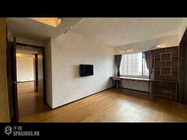 Mid Levels West - Realty Gardens Venice Court (Block 3) Venice Court 28