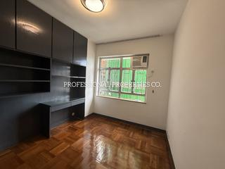 Mid Levels Central - Merry Court 07