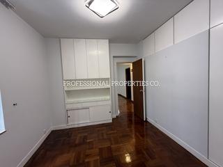 Mid Levels Central - Merry Court 08