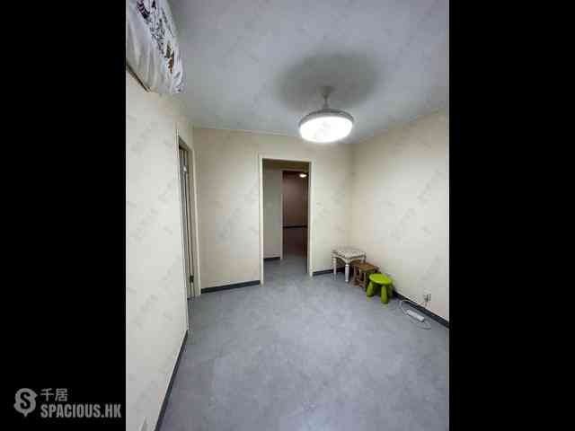 Wan Chai - Phoenix Court Block 2 16
