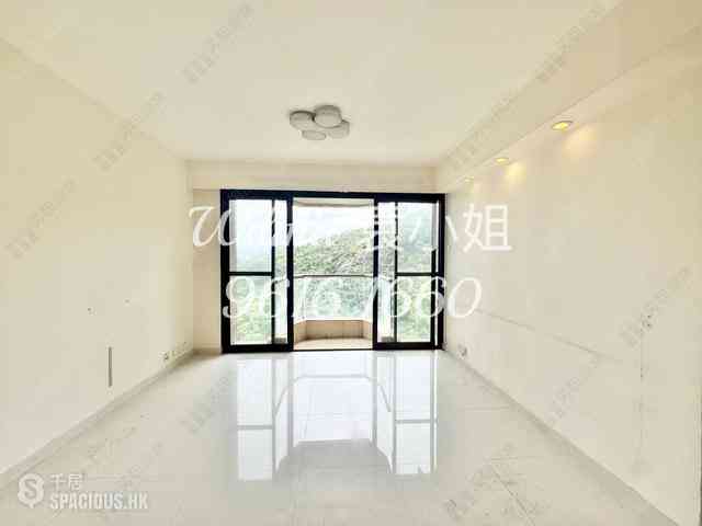 Tai Hang - Ronsdale Garden 01