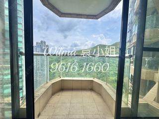 Tai Hang - Ronsdale Garden 04