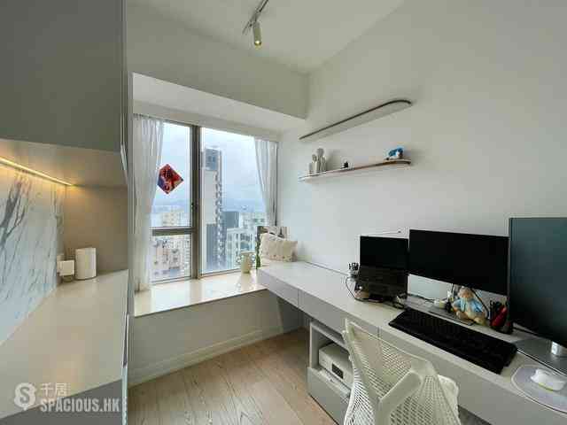 Sai Ying Pun - Island Crest 10