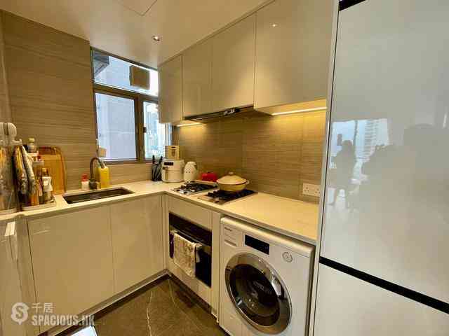 Sai Ying Pun - Island Crest 12
