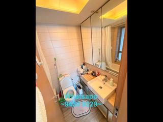 Sai Ying Pun - Island Crest 06