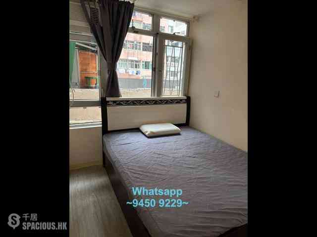 Sai Ying Pun - Kam Kwan Building 04