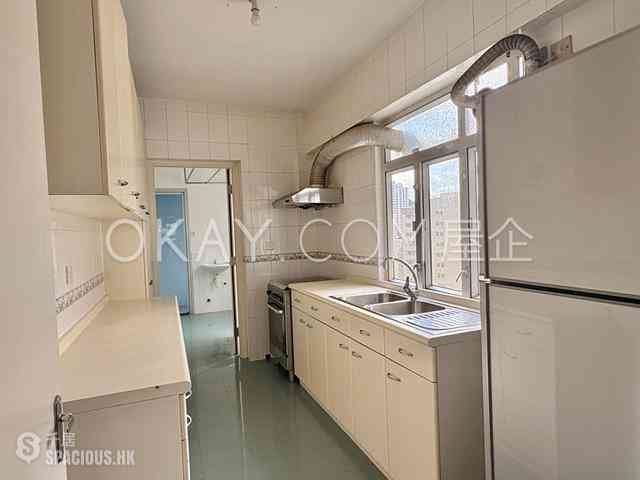 Pok Fu Lam - Scenic Villas 07