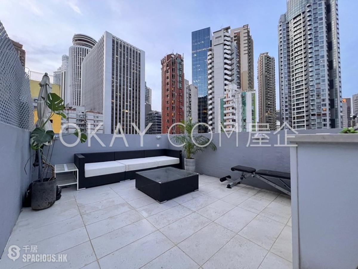 Wan Chai - Kin On House 01