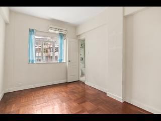 Mid Levels Central - 6B-6E, Bowen Road 03