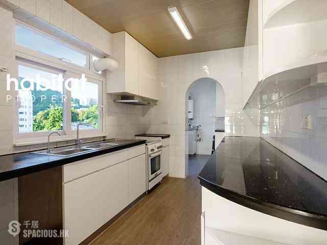 Pok Fu Lam - Scenic Villas 08