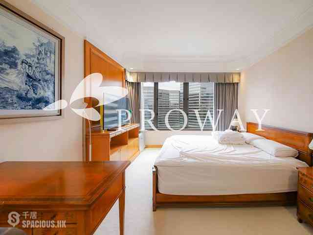 Wan Chai - Convention Plaza Apartments 05