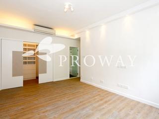 Mid Levels Central - Clovelly Court 03