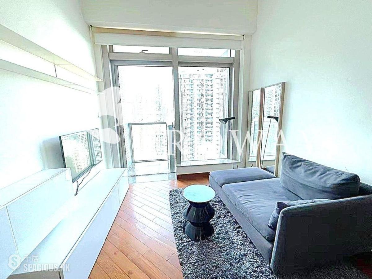 Wan Chai - The Avenue 01