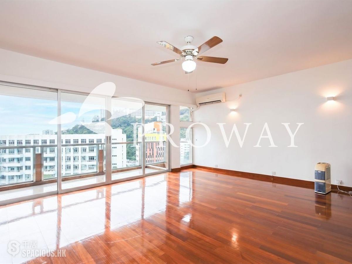 Pok Fu Lam - Scenic Villas 01