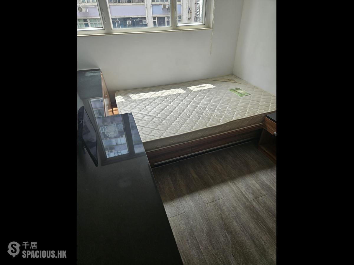 Wan Chai - Overseas Building 01