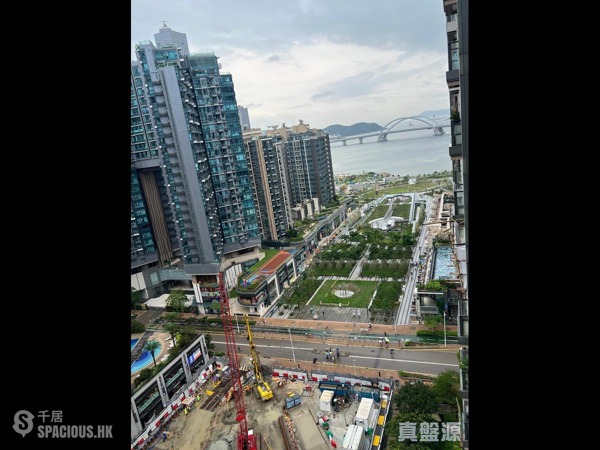 Tseung Kwan O - The Wings IIIA Block 3A 01