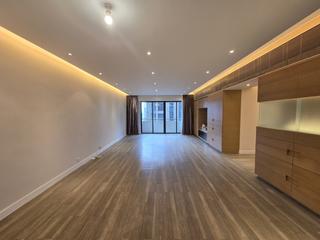 Mid Levels Central - Wilshire Park 02