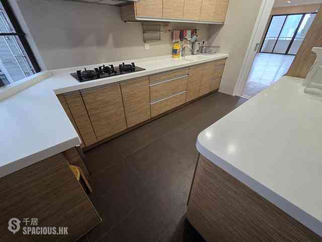 Mid Levels Central - Wilshire Park 12