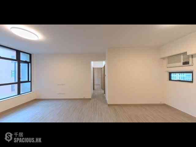 Mid Levels Central - Vantage Park Block 1 01