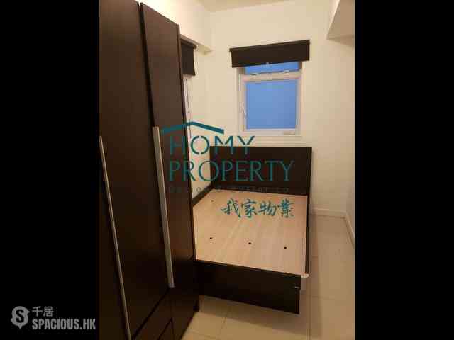 Sheung Wan - 109-111, Wing Lok Street 05