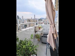 Sham Shui Po - Fook Yiu Building 08
