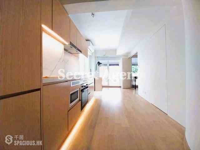 Central - 1-3, Shin Hing Street 05