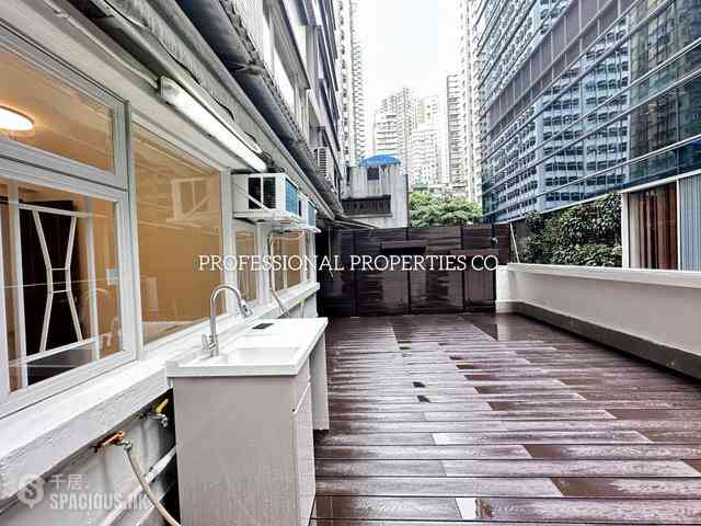 Wan Chai - Rialto Building 05